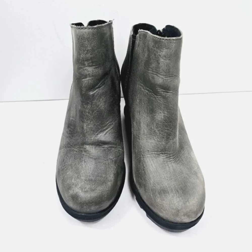 SOREL JOAN OF ARCTIC WEDGE II ZIP BOOTIE SIZE Charcoal Gray Sz 8